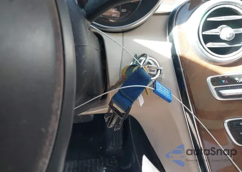 2015 Mercedes-Benz C 300 4Matic from USA, damaged, VIN 55SWF4KB2FU026834